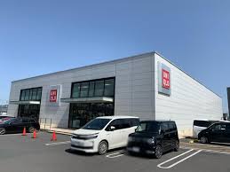 ショッピングセンター　ユニクロ パワーシティレインボー店（ショッピングセンター）まで381m