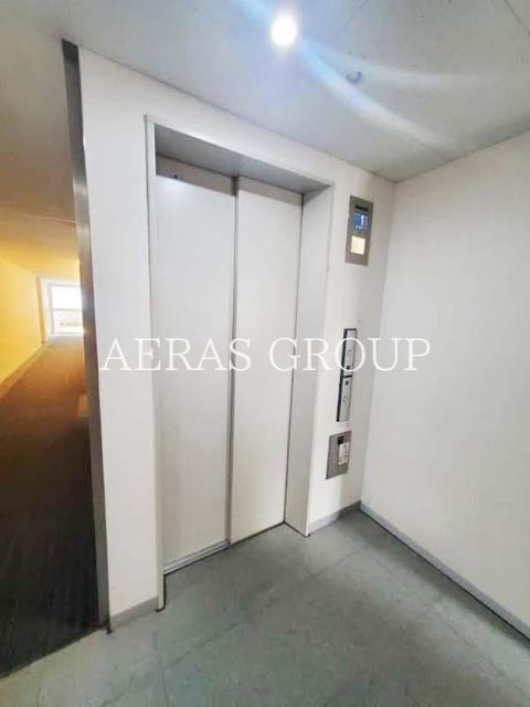 その他　エレベーター付き