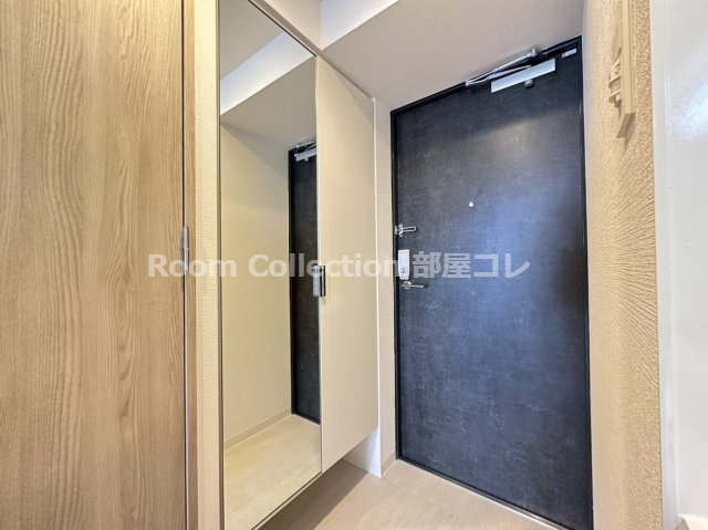 玄関　※同物件他部屋写真 反転、色違いの場合有 現況優先