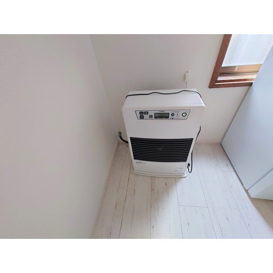 その他　灯油ＦＦストーブ