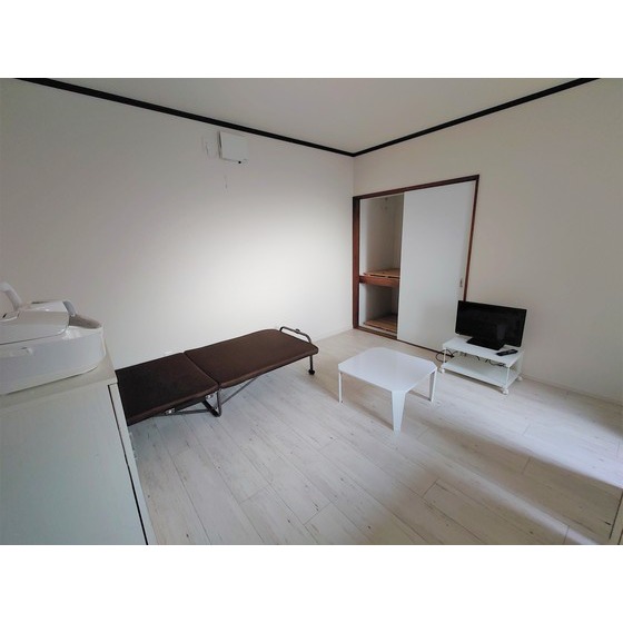 居室・リビング　洋室８帖