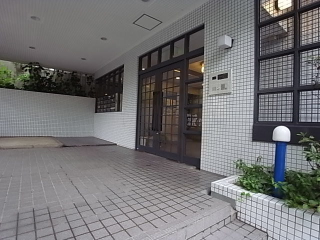 その他共有部分　オートロック完備