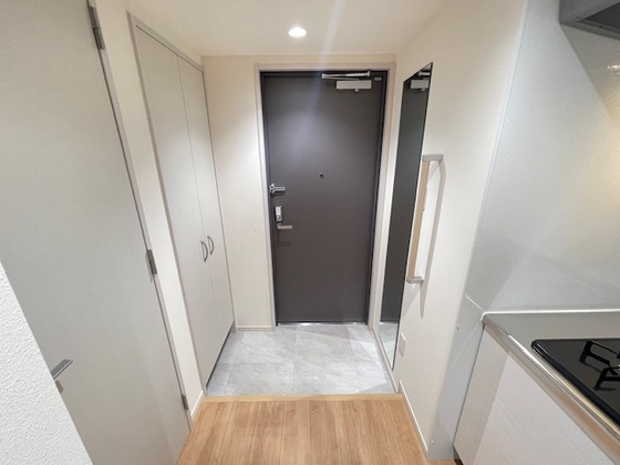 玄関　※別部屋の写真です