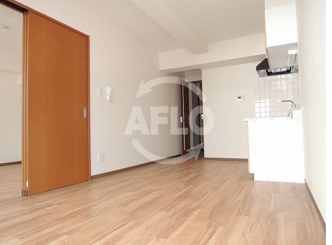 居室・リビング　リュストル上汐　リビング