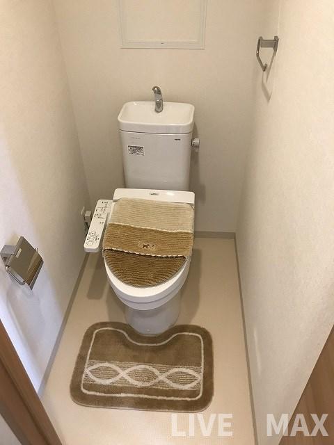 トイレ　ウォシュレット機能付き♪