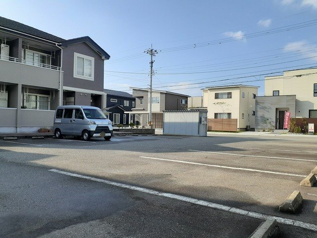 駐車場　駐車場です