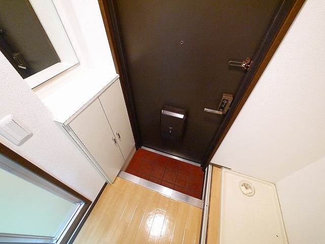 玄関　落ち着いた玄関です