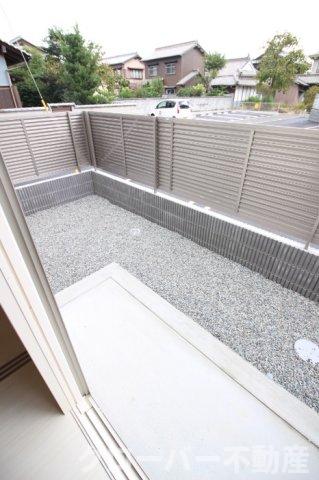 バルコニー　庭（専用庭）