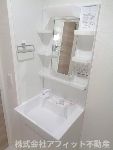 洗面設備　洗髪洗面化粧台