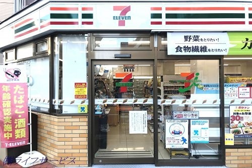 コンビニ　セブンイレブン 大阪十三東1丁目店（コンビニ）まで36m