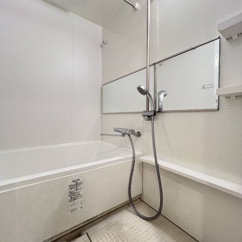 バス・シャワールーム　同仕様タイプです