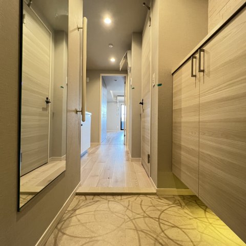 玄関　同仕様タイプです