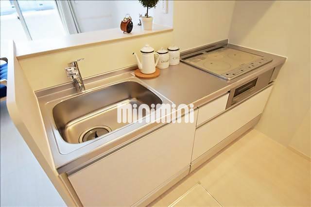 キッチン　ＩＨコンロ付いています。