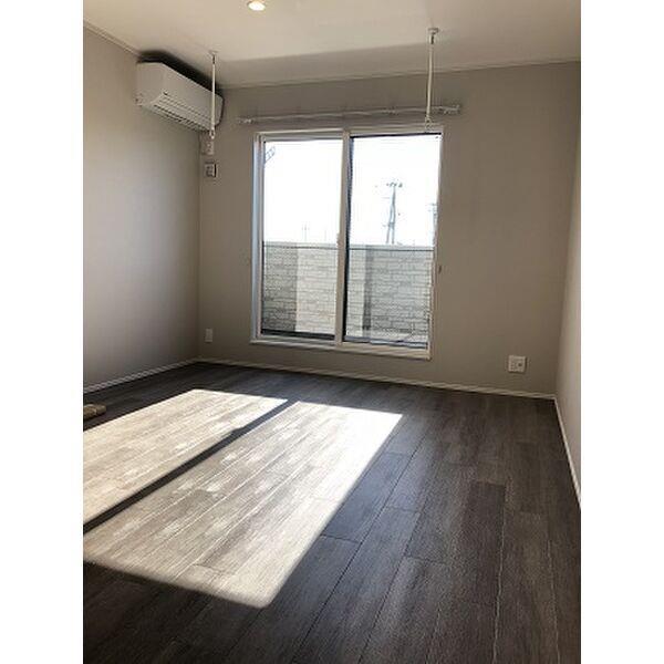 居室・リビング　すべて参考写真です。