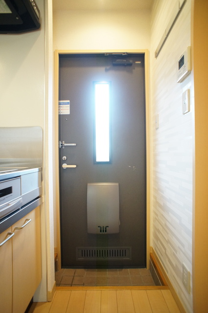 玄関　すっきりシンプルな玄関スペースです！