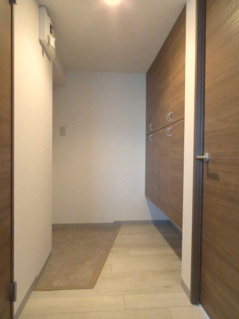 玄関　広々とした玄関です！