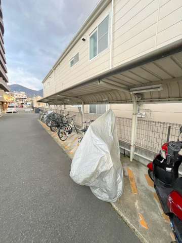 ドラックストア　レディ薬局海田店（ドラッグストア）まで725m