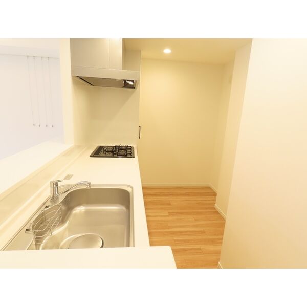 キッチン　※写真は同タイプ住戸です。