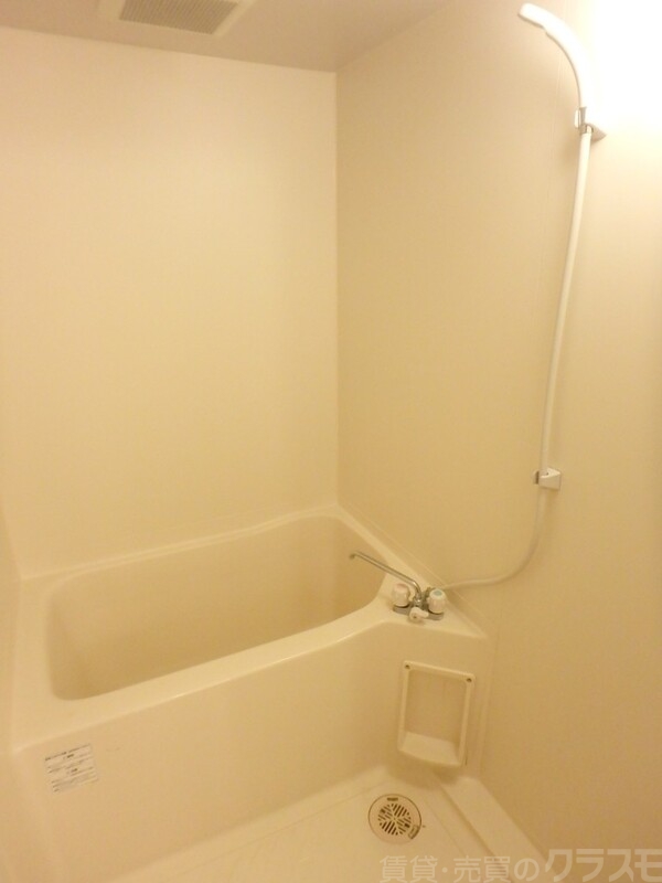 バス・シャワールーム　独立タイプのお風呂です♪