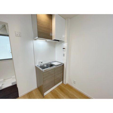 キッチン　コンパクトなキッチンで掃除もラクラク