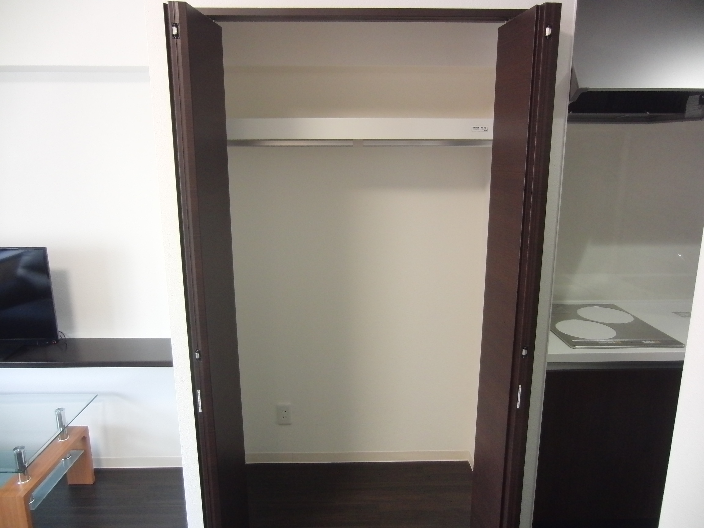 収納　★ハンガーパイプ付きのクローゼットです★