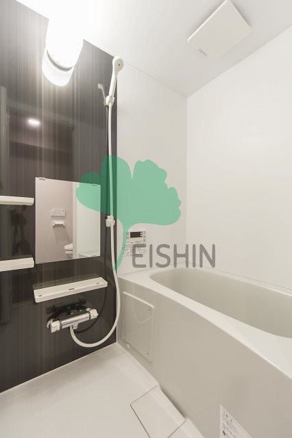 バス・シャワールーム　清潔感のある浴室です！