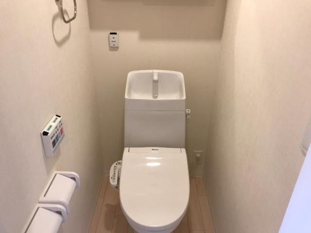 トイレ　シャワー付トイレ