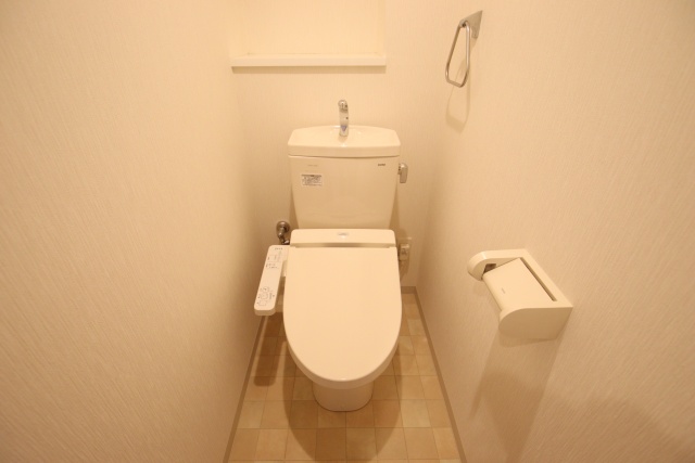 トイレ　別室の参考写真です。※現況優先