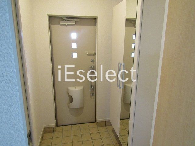 玄関　シューズボックス付きの玄関！