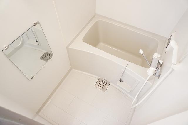 バス・シャワールーム　浴室