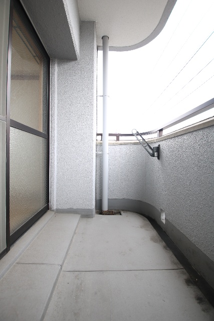 バルコニー　※別室の参考写真の為、現況優先です。