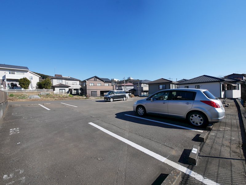 駐車場　敷地内駐車場