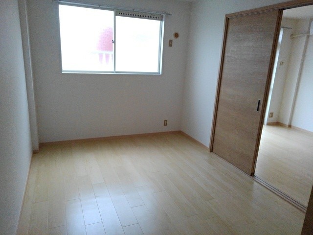 その他部屋・スペース　洋室６帖