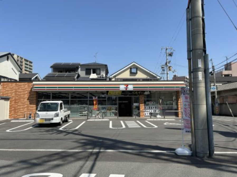 コンビニ　セブンイレブン 堺三宝町2丁店（コンビニ）まで83m