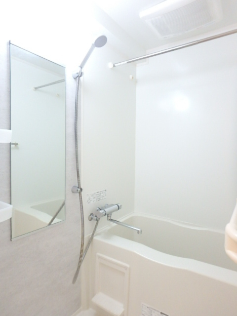 バス・シャワールーム　風呂