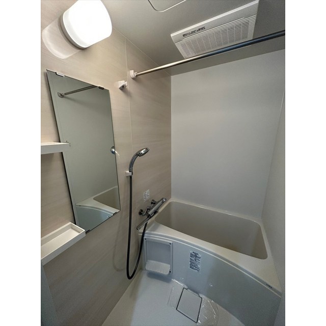 バス・シャワールーム　お風呂で日々の疲れを落としましょう