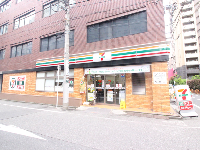 コンビニ　セブンイレブン浜松町一丁目北店（コンビニ）まで120m