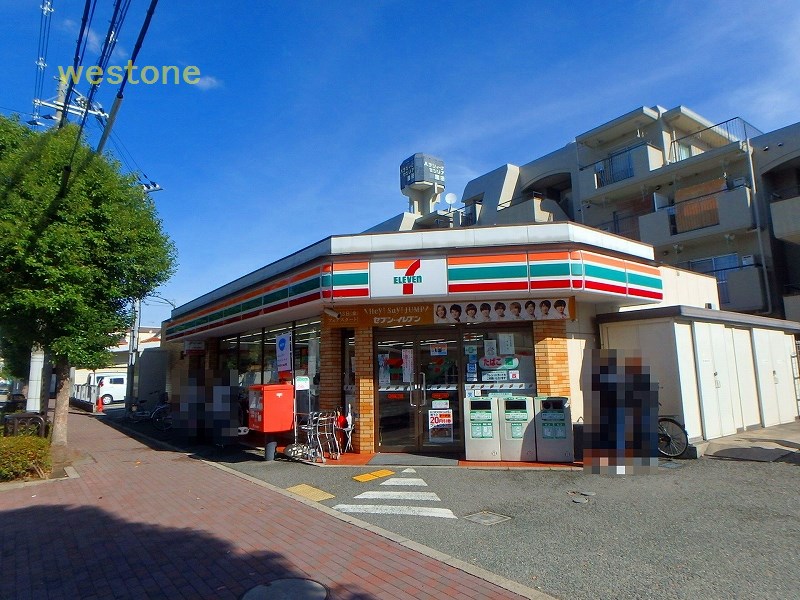 コンビニ　セブンイレブン尼崎椎堂1丁目店（コンビニ）まで581m