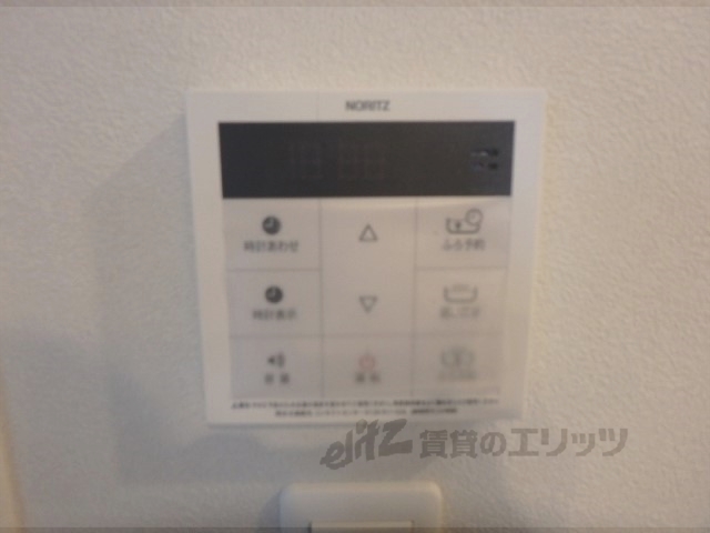 その他設備　給湯器リモコン