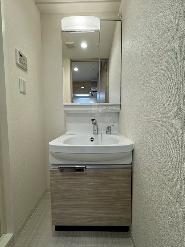 洗面設備　※別のお部屋のお写真です。御参考までに。