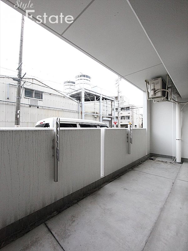 バルコニー　バルコニー