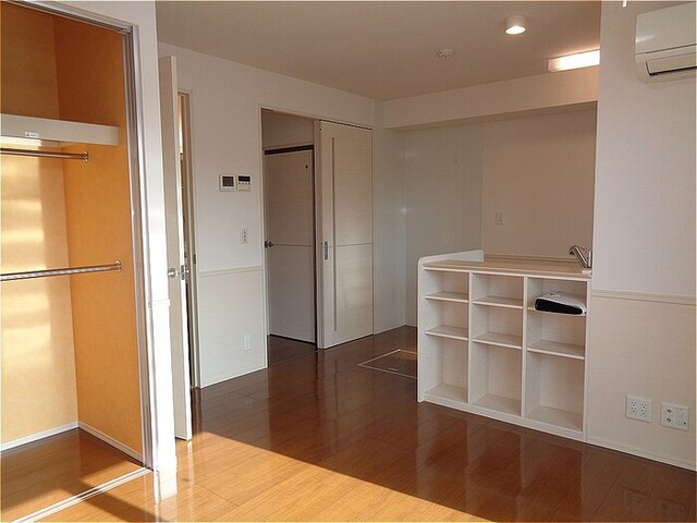 居室・リビング　洋室