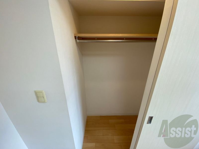 収納　寝室にあったクローゼット。荷物がたくさんあっても大丈夫。