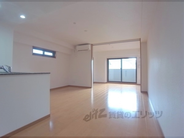 居室・リビング　洋室