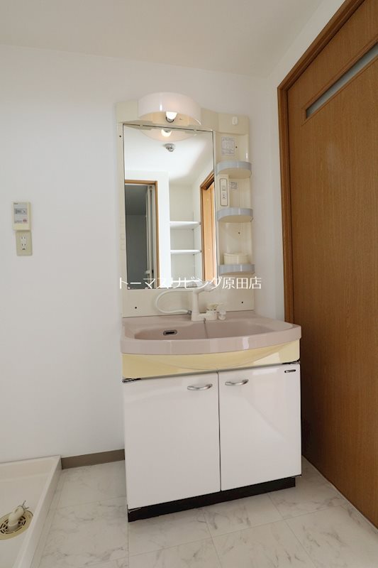 洗面設備　506号室写真