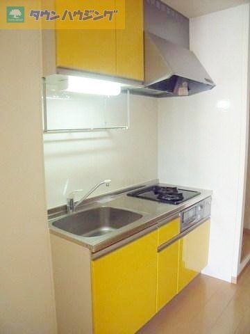 キッチン　グリル付きシステムキッチン２口です