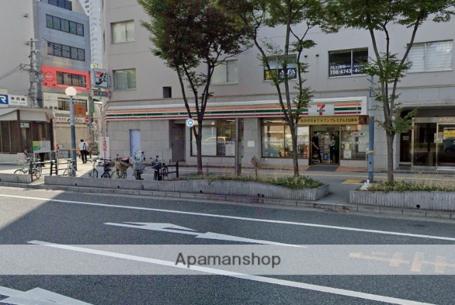 コンビニ　セブン－イレブン大阪福島２丁目店（コンビニ）まで304m