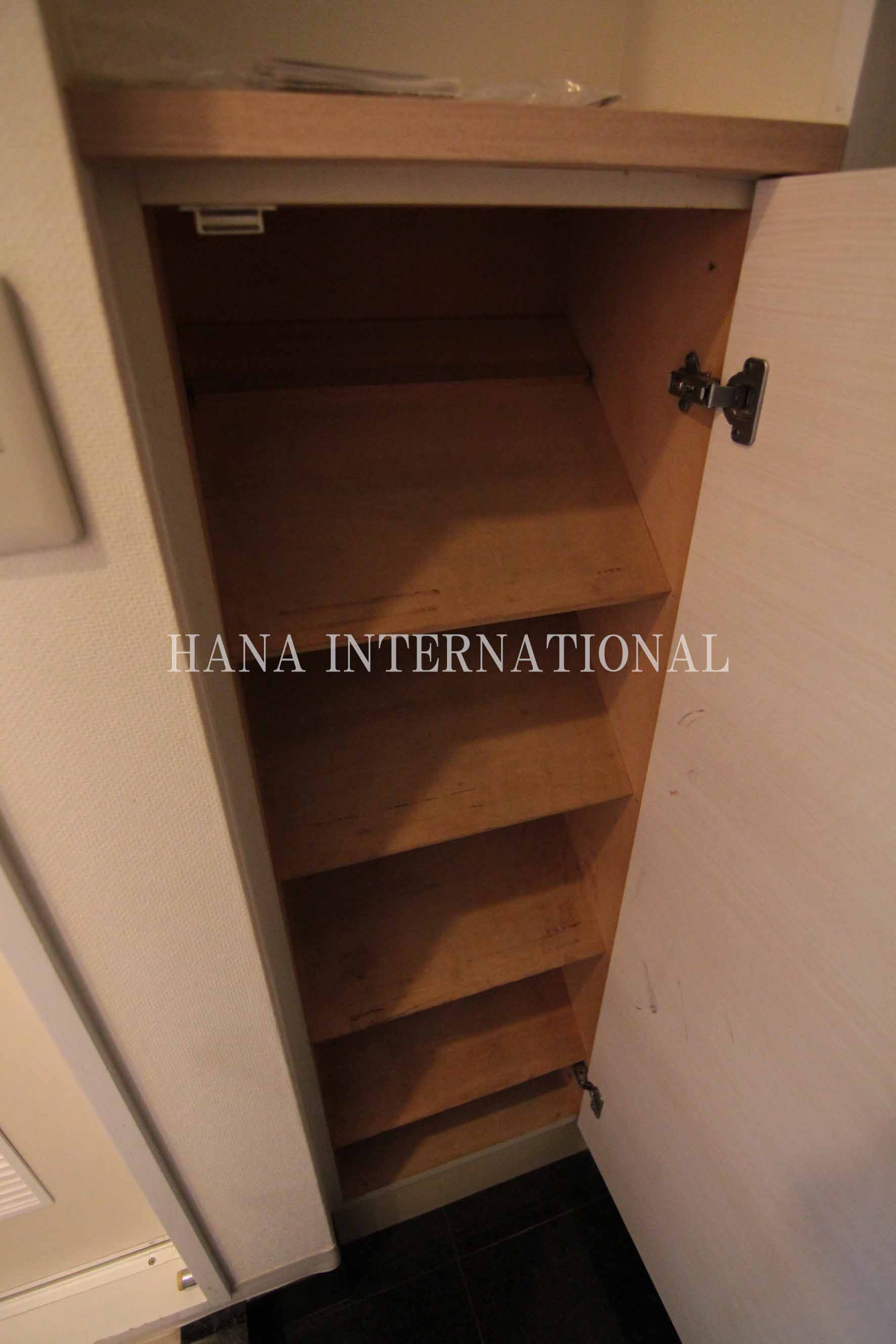 玄関　別部屋写真参照