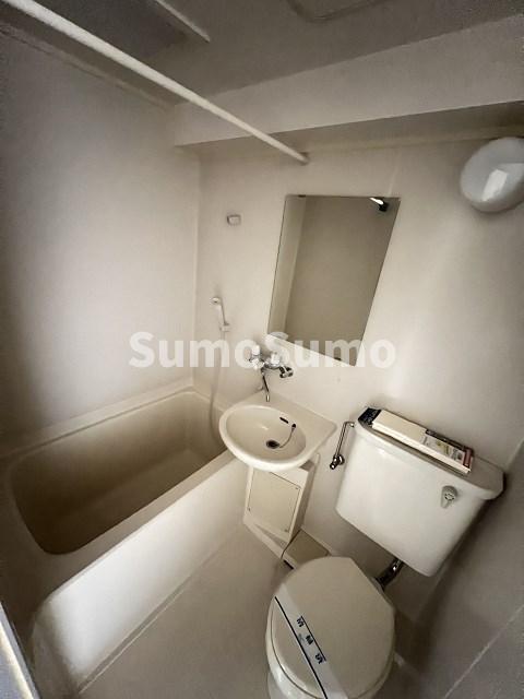 バス・シャワールーム　お風呂です