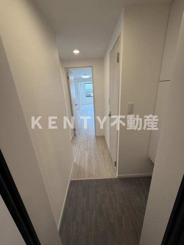 玄関　収納もある玄関です